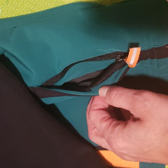 Boys Jackets - Picture 4 of 6